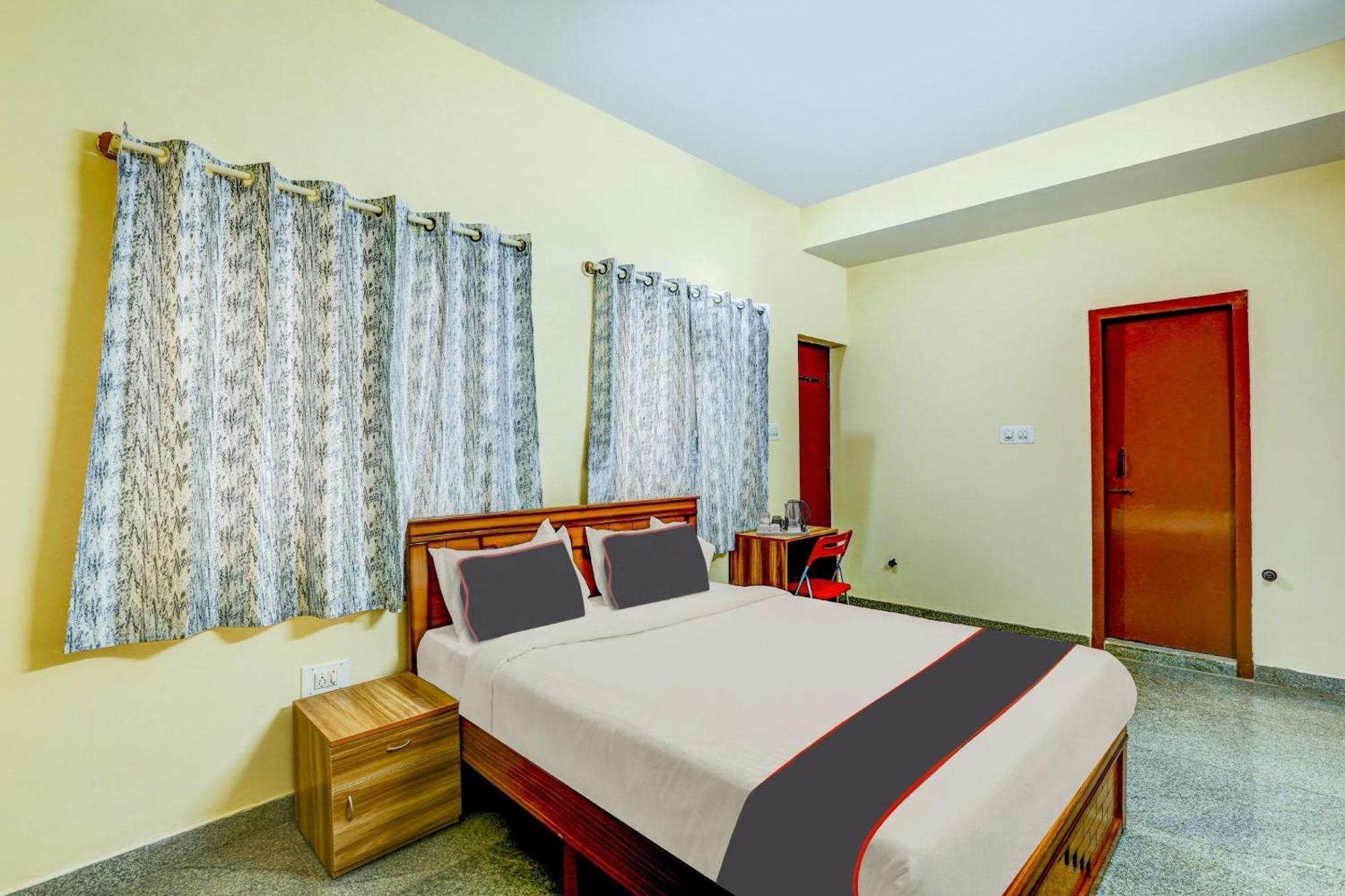 Collection O Relax Stay Apartments Бангалор Экстерьер фото